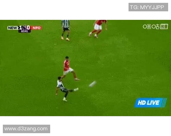 足球明星精彩瞬间动态图集展现球场魅力与激情的完美结合